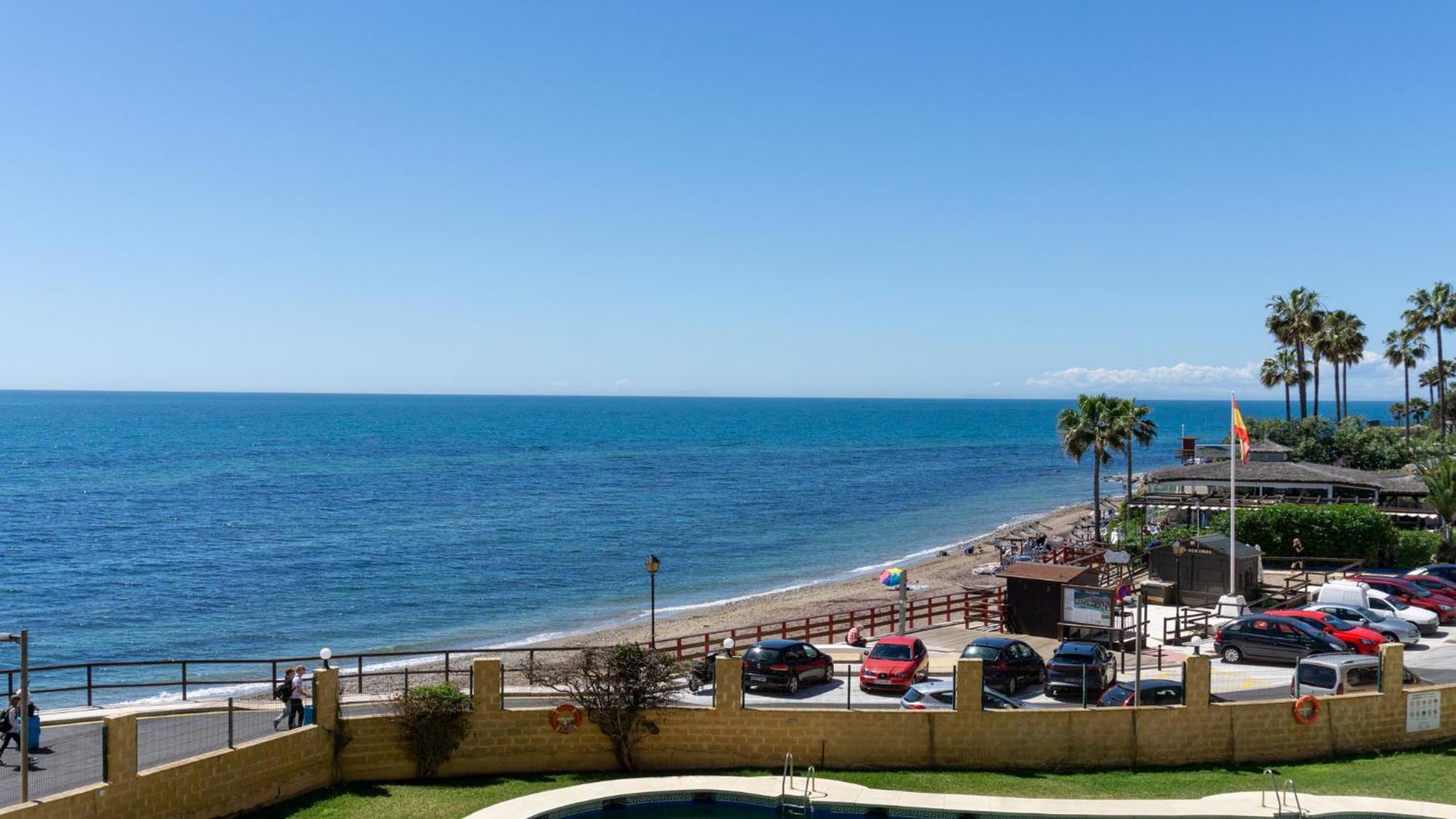 Sea Views *